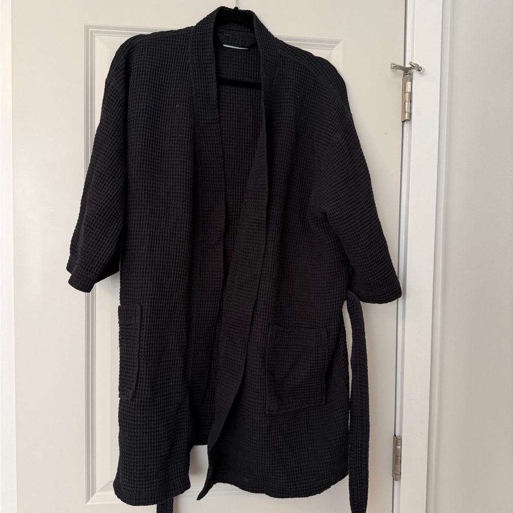 🔴 5/$10 Waffle Robe - Picture 4 of 5
